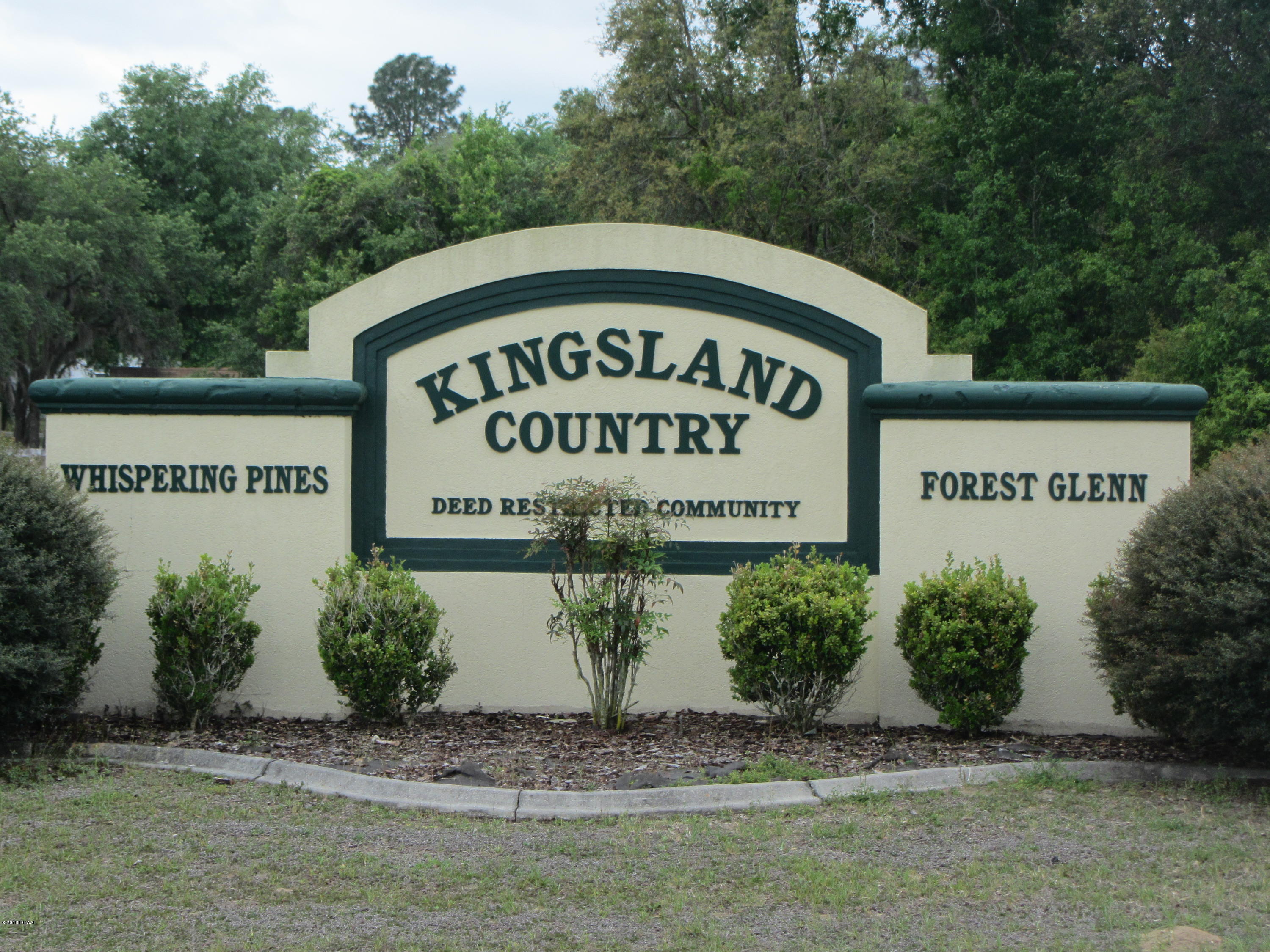 6285 Southwest 116th St Road Ocala, FL 34476 - Photo 2 of 27 IMG_3489