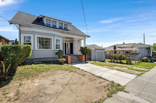 $880,000 | 2522 19th Avenue, Oakland, CA 94606