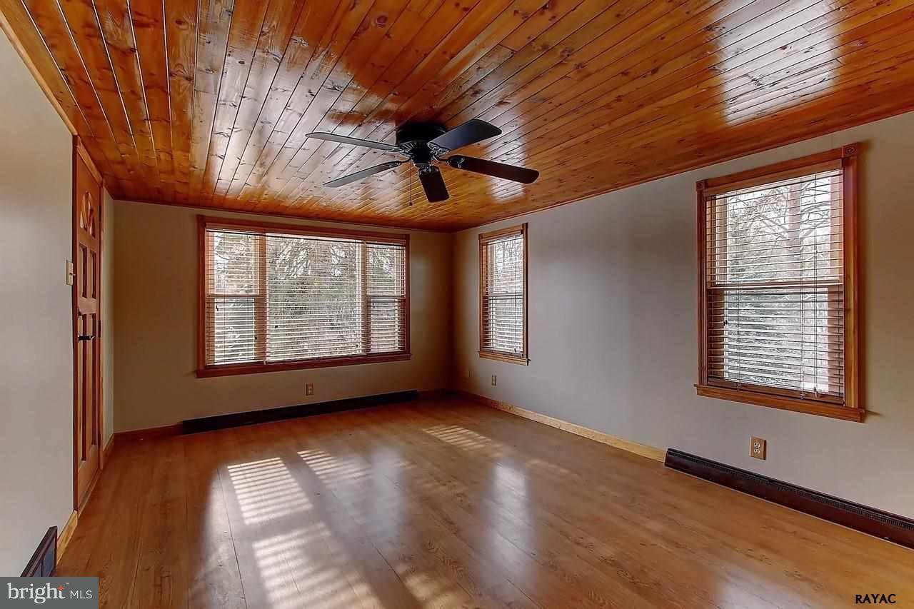485 Butter Road York, PA 17404 - Photo 11 of 23