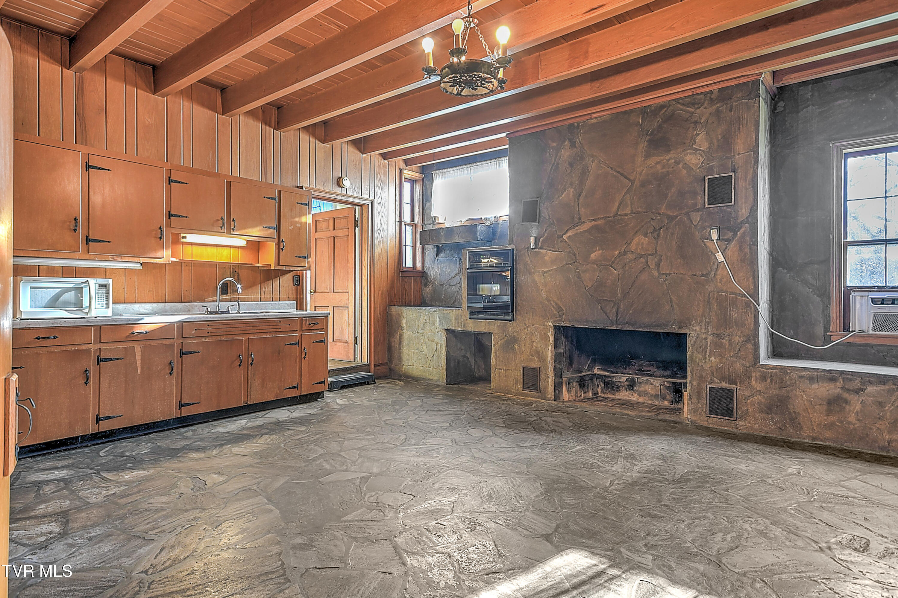 4315 Warrensburg Road Greeneville, TN 37743 - Photo 21 of 67 21