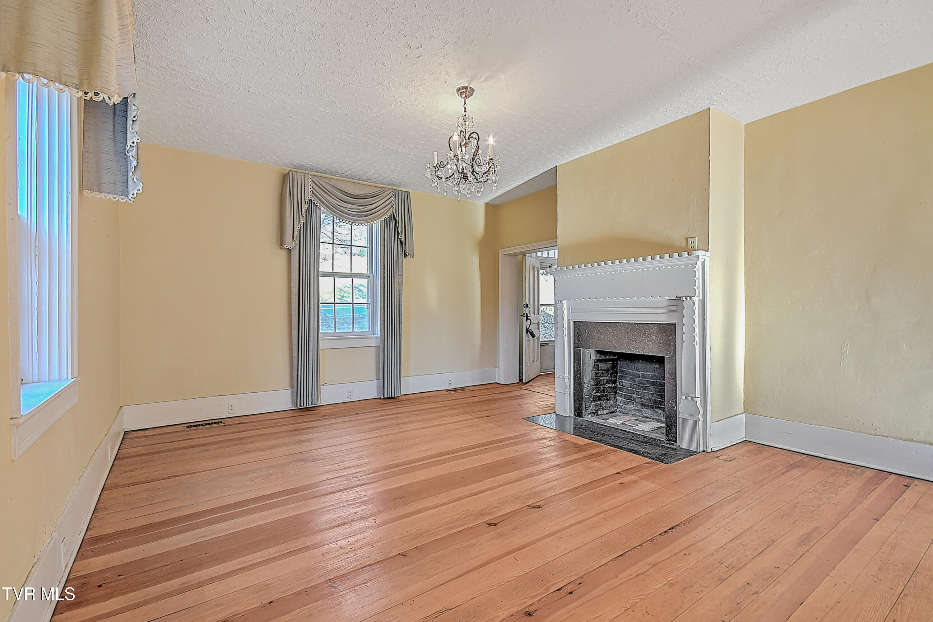 4315 Warrensburg Road Greeneville, TN 37743 - Photo 10 of 67 10