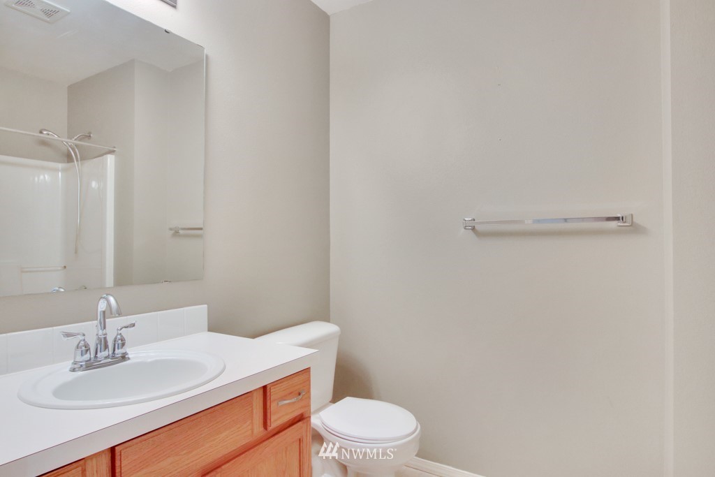 15222 Meade McCumber Road East Sumner, WA 98390 - Photo 13 of 19 Gallery Image 13