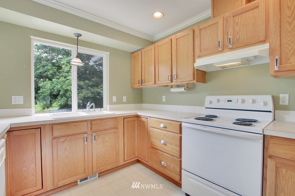15222 Meade McCumber Road East Sumner, WA 98390 - Photo 9 of 19 Gallery Image 9