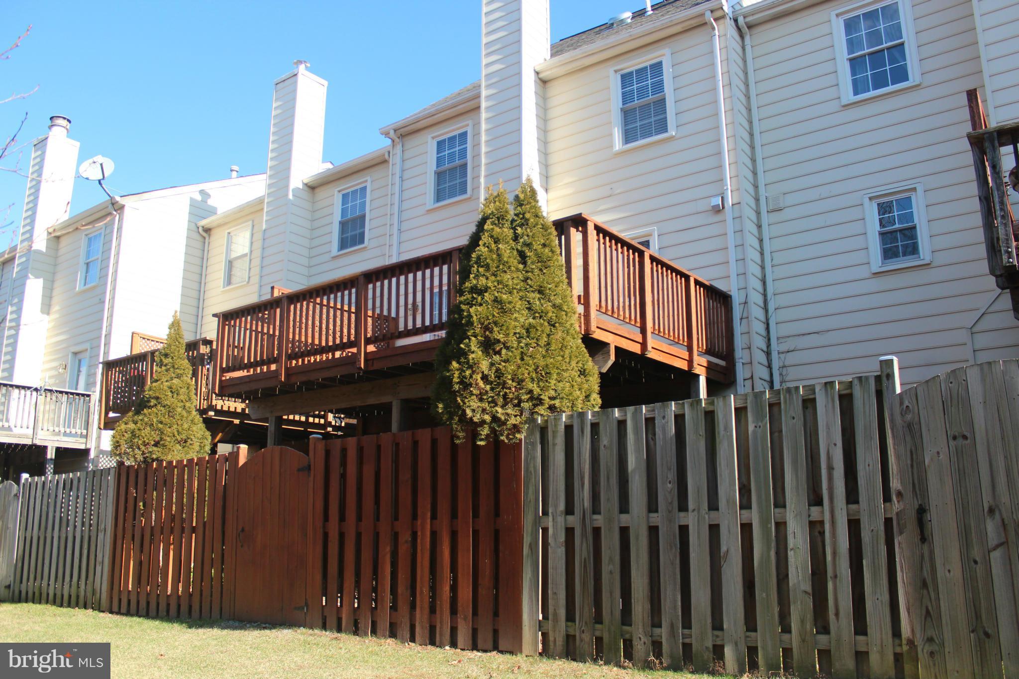 2004 Gallows Tree Court Vienna, VA 22182 - Photo 29 of 30 Exterior (Rear)