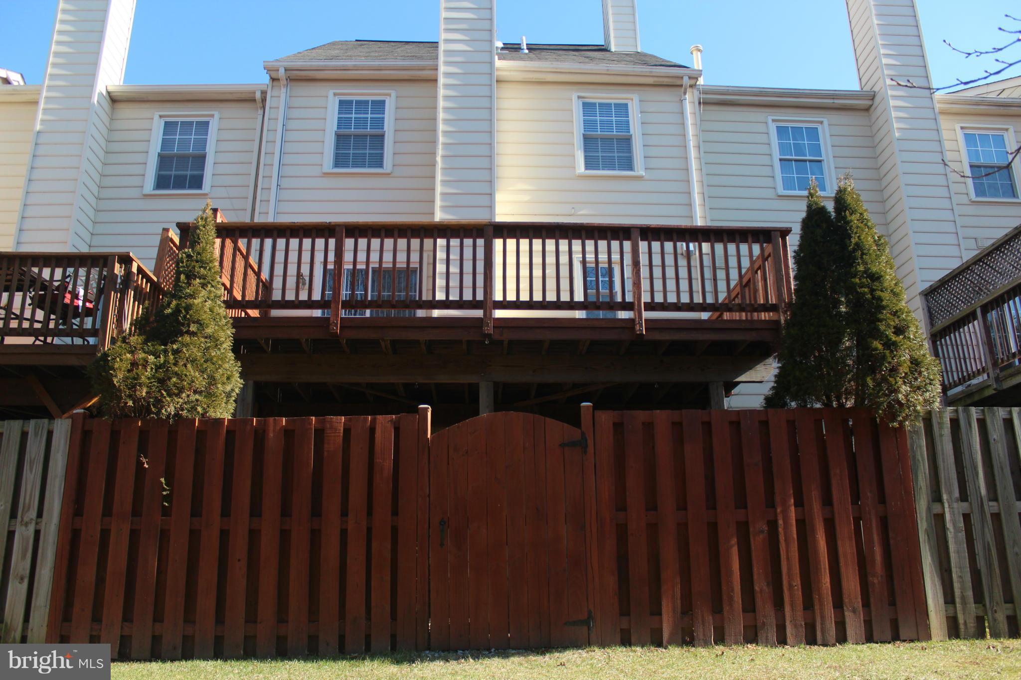 2004 Gallows Tree Court Vienna, VA 22182 - Photo 30 of 30 Exterior (Rear)