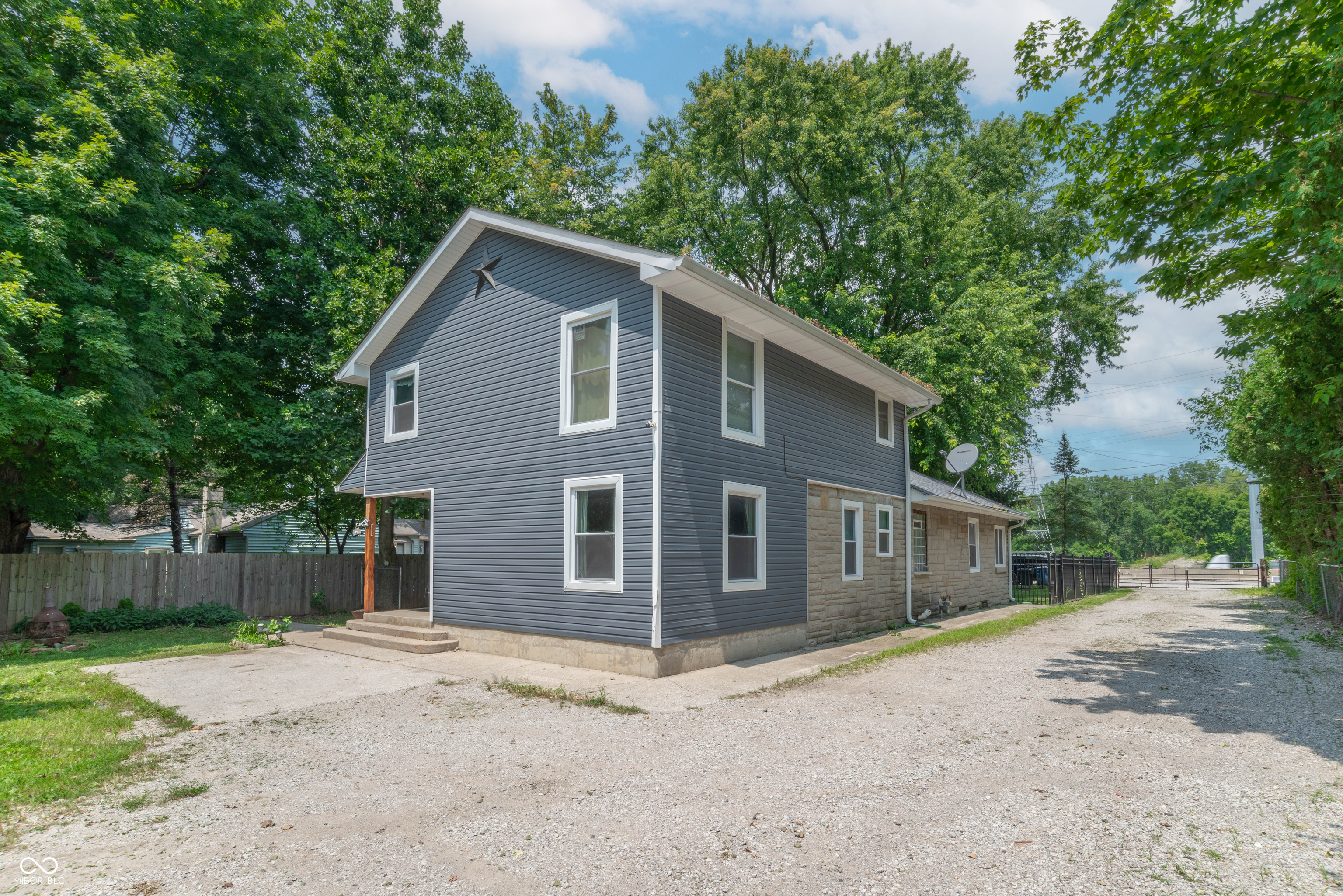 4229 Thompson Road Indianapolis, IN 46221 - Photo 31 of 31 Gallery Image 31