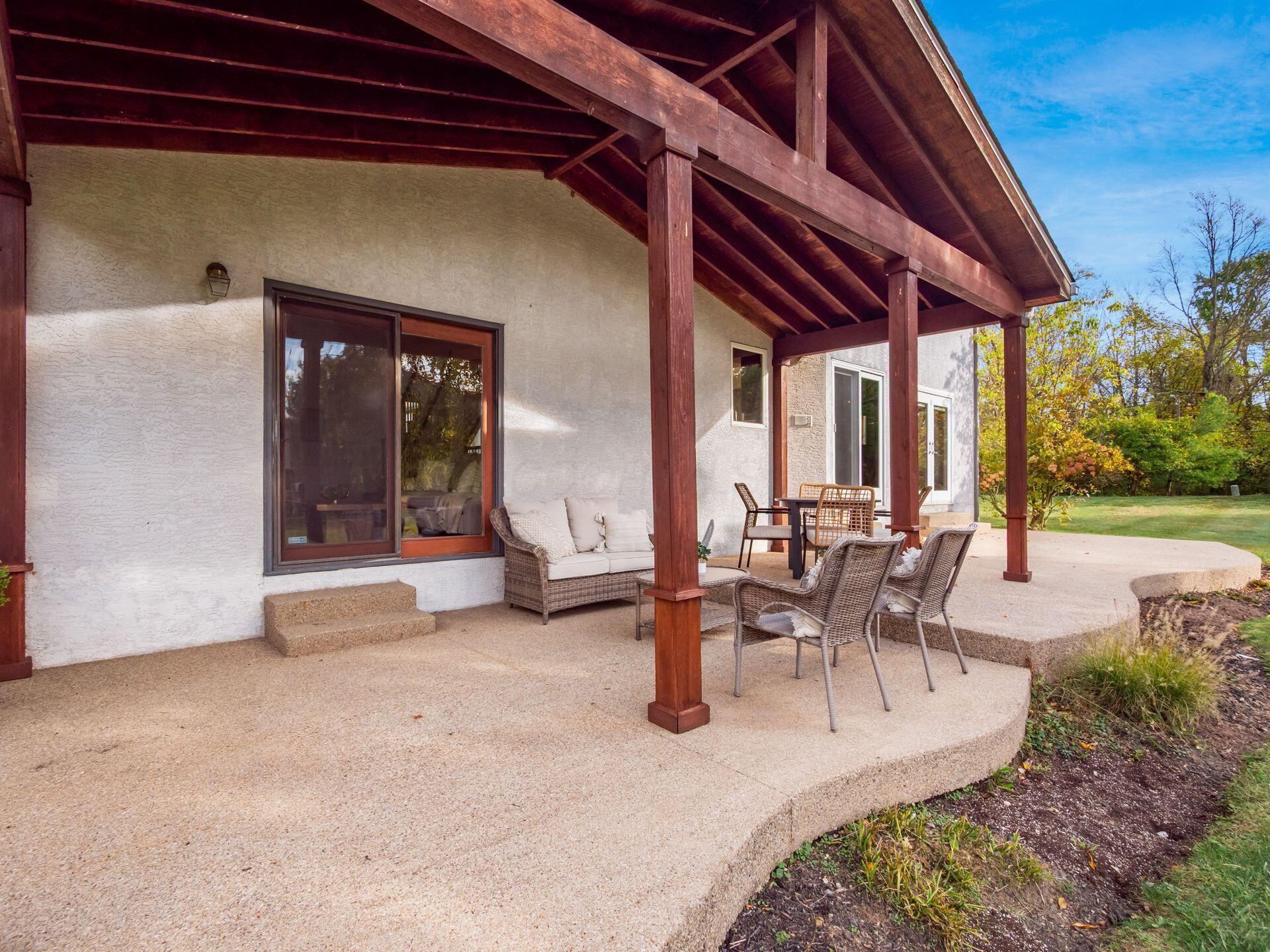 4980 Red Bank Road Galena, OH 43021 - Photo 58 of 83 Patio