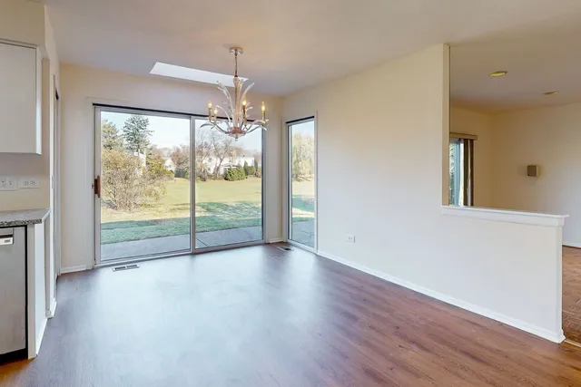 $879,800 | 3820 Kiess Drive, Glenview, IL 60026