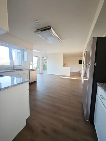 $879,800 | 3820 Kiess Drive, Glenview, IL 60026