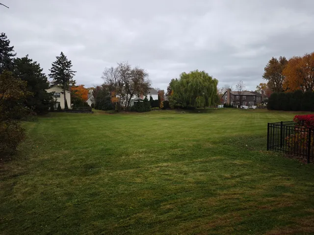 $879,800 | 3820 Kiess Drive, Glenview, IL 60026