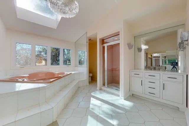 $879,800 | 3820 Kiess Drive, Glenview, IL 60026