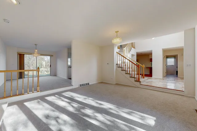 $879,800 | 3820 Kiess Drive, Glenview, IL 60026