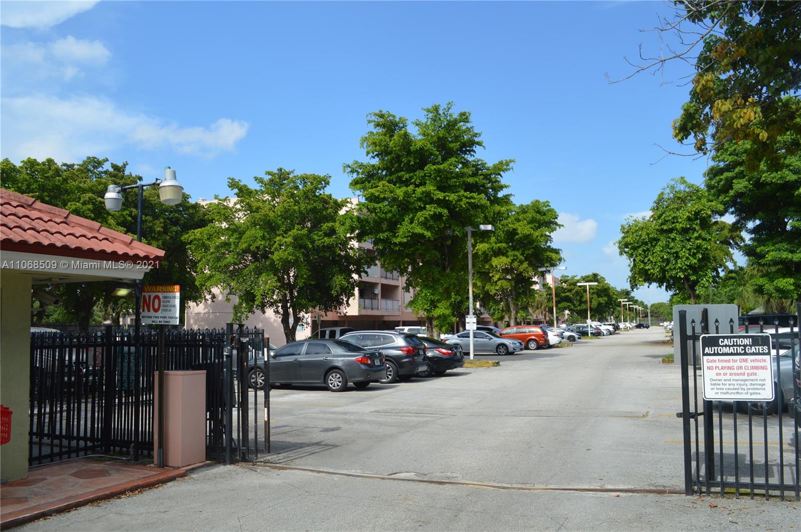 1900 West 68th Street, Unit F106 Hialeah, FL 33014 - Photo 4 of 6