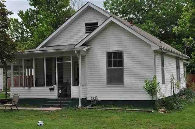 1317 4th Street Monett, MO 65708 - Photo 1 of 1 Primary Photo