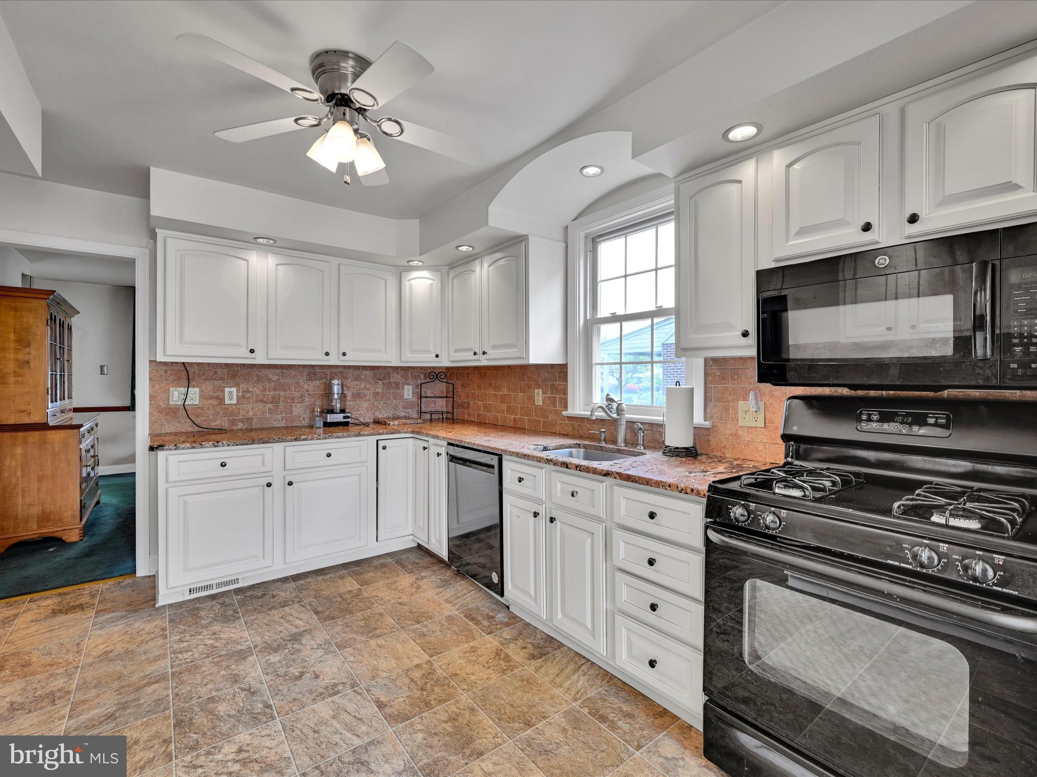 485 Barker Road Springfield, PA 19064 - Photo 7 of 27 Kitchen