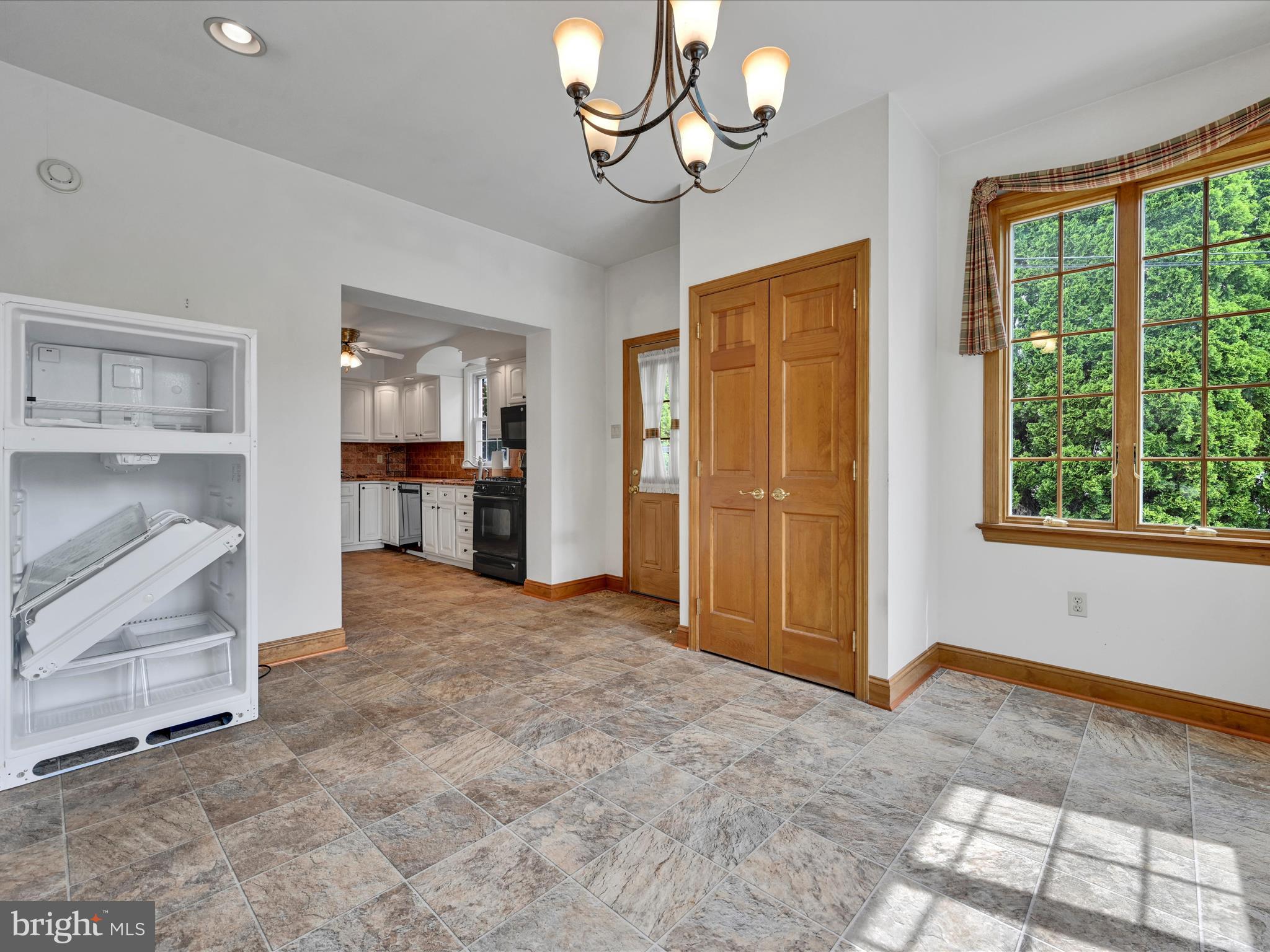 485 Barker Road Springfield, PA 19064 - Photo 9 of 27 Breakfast Nook