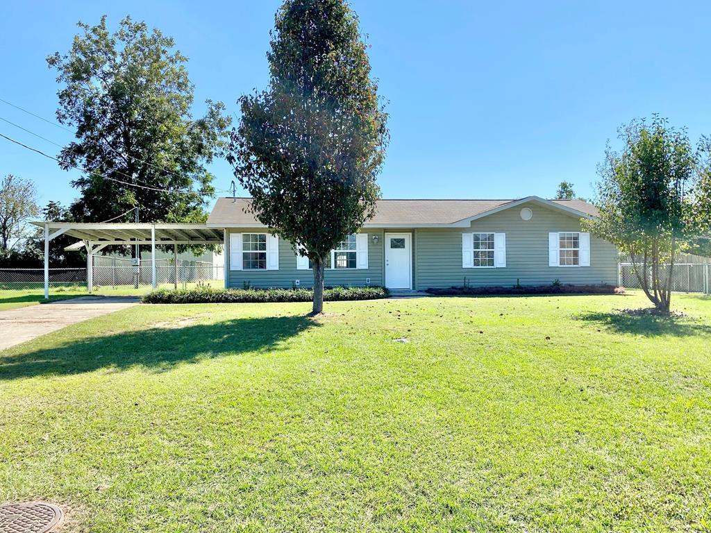 207 Greenridge Road Taylor, AL 36301 - Photo 1 of 17 Main View