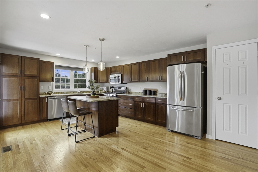 4 Patriots Boulevard, Unit 4 Hopkinton, MA 01748 - Photo 4 of 36