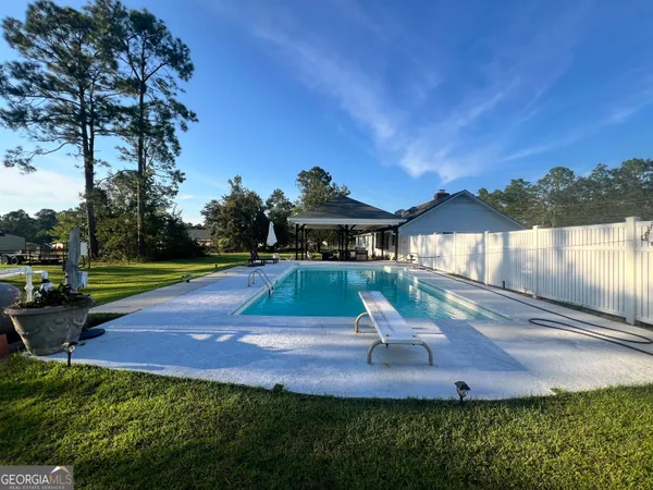 $350,000 | 253 McDilda Drive, Lyons, GA 30436