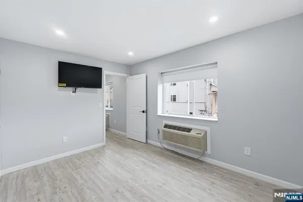 $259,000 | 9 Vreeland Street, Unit 2F, Hackensack, NJ 07601