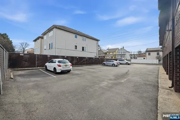 $259,000 | 9 Vreeland Street, Unit 2F, Hackensack, NJ 07601