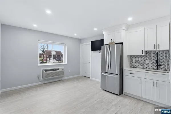 $259,000 | 9 Vreeland Street, Unit 2F, Hackensack, NJ 07601