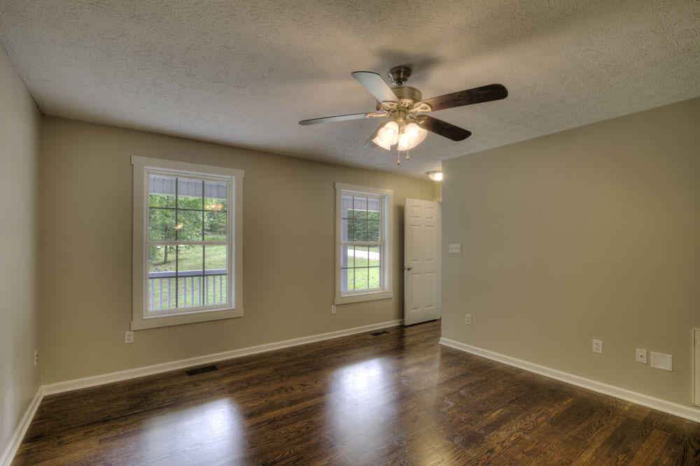149 Old Ridge Road Kingston, TN 37763 - Photo 22 of 39 IMG_1264LR