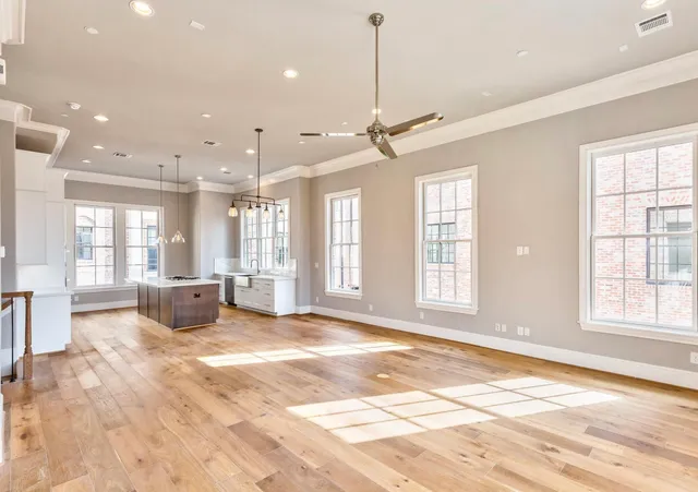 $5,800 | 19 Robita Street, Houston, TX 77019