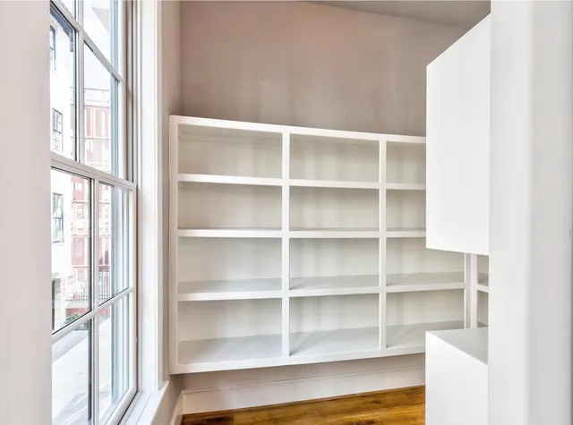 $5,800 | 19 Robita Street, Houston, TX 77019