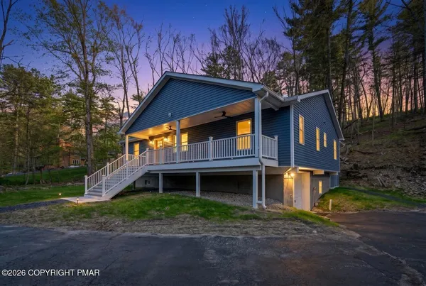 $425,000 | 1131 Mink Court, Bushkill, PA 18324