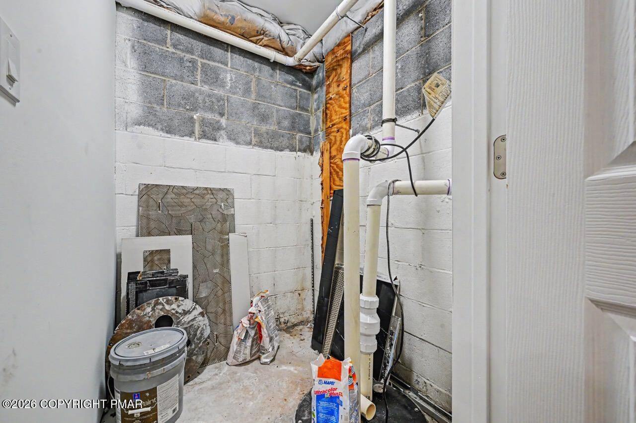 1131 Mink Court Bushkill, PA 18324 - Photo 76 of 81 1131 Mink Ct 60 Large