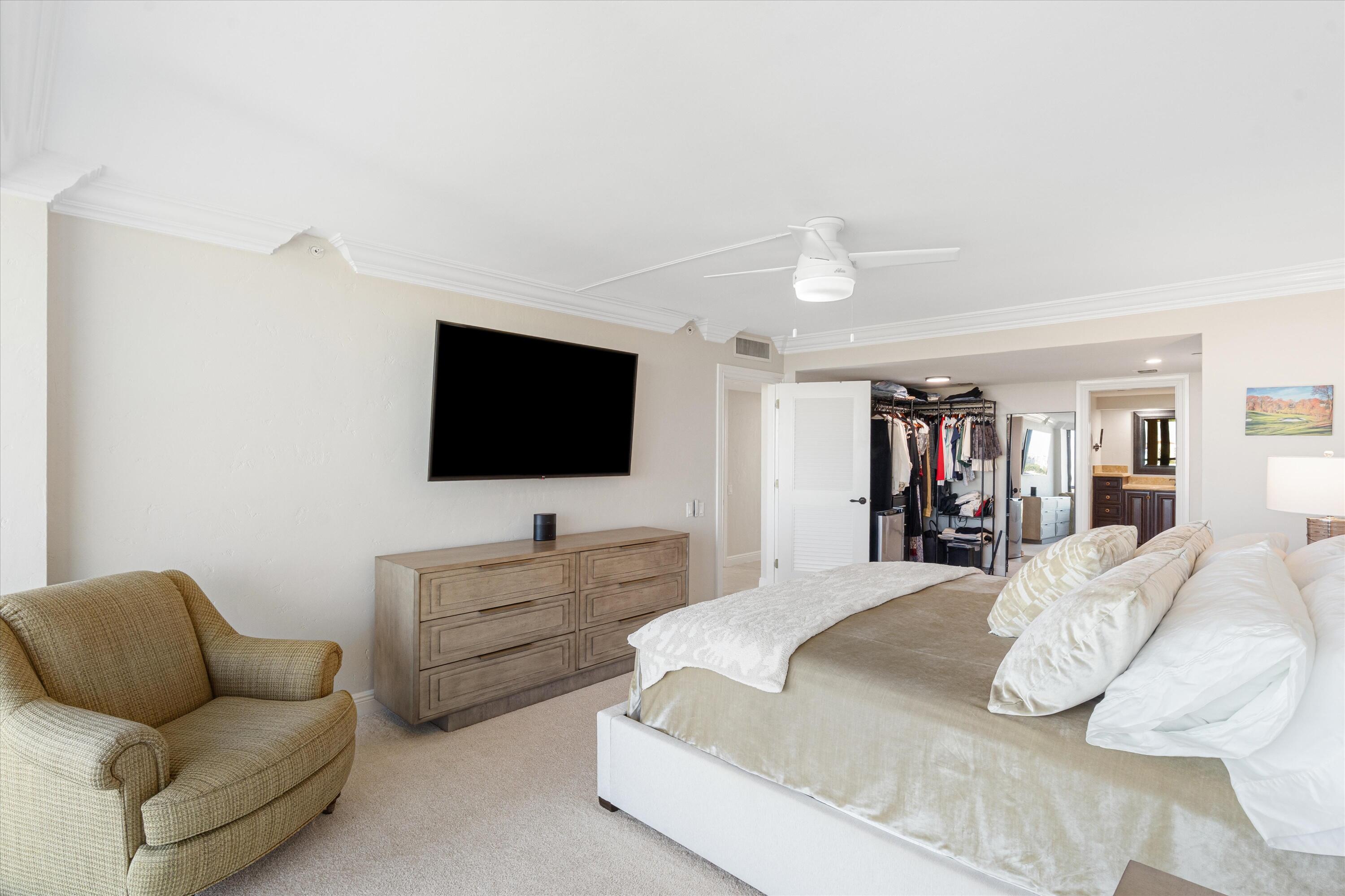 250 South Ocean Boulevard, Unit 14E Boca Raton, FL 33432 - Photo 12 of 26 13-250 S Ocean Blvd #14E Boca Raton, FL-