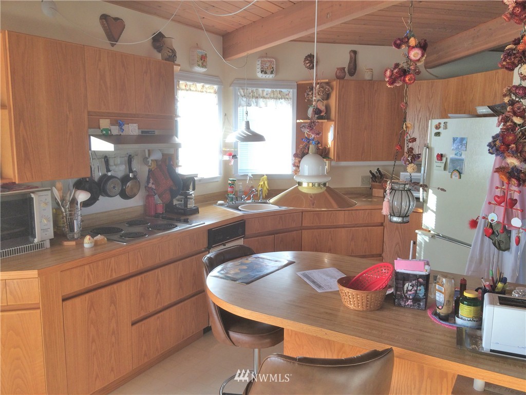 8138 Sehome Road Birch Bay, WA 98230 - Photo 8 of 24 Gallery Image 8