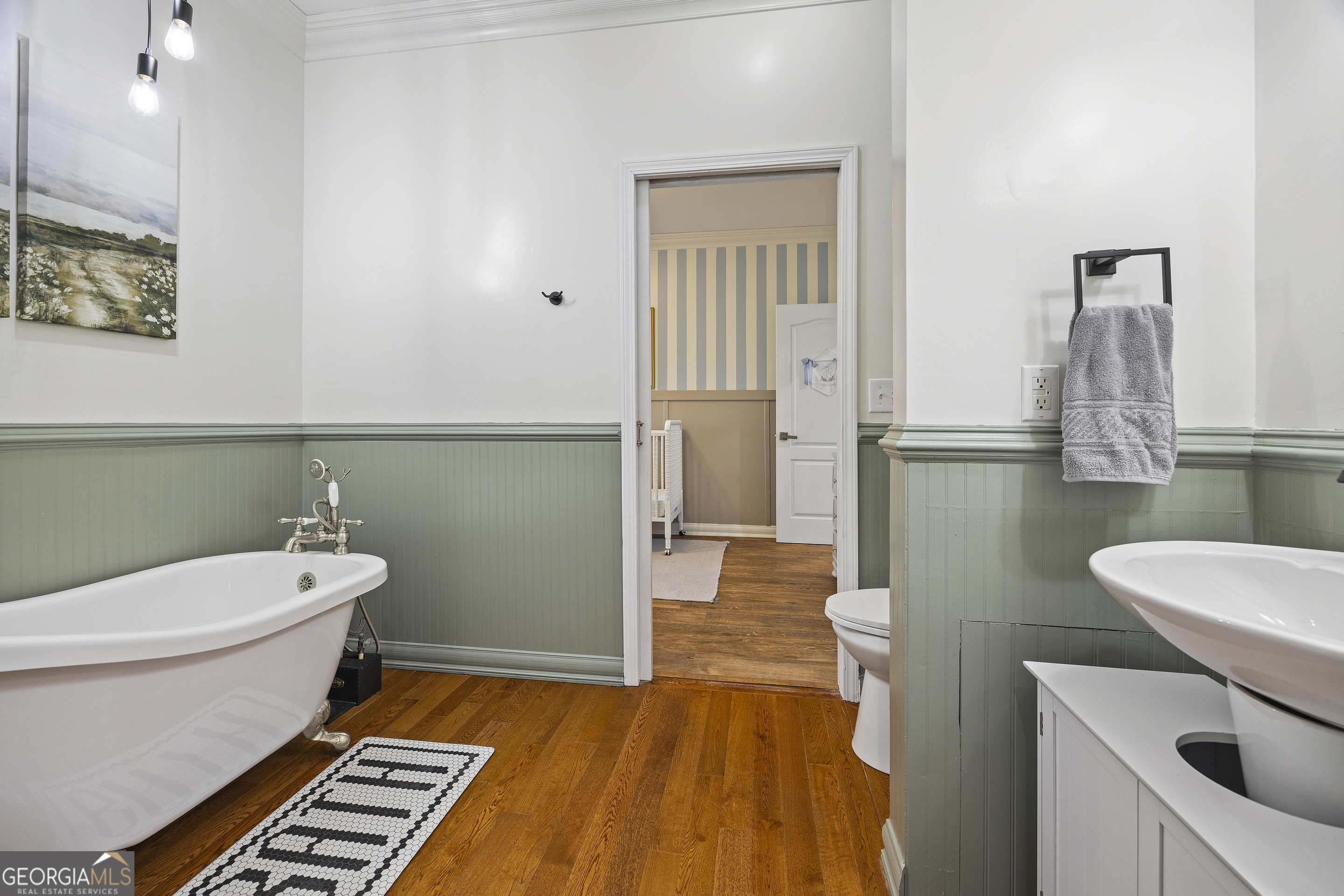 2565 New Franklin Church Road Canon, GA 30520 - Photo 34 of 168 a bathroom with a toilet a sink and a mirror