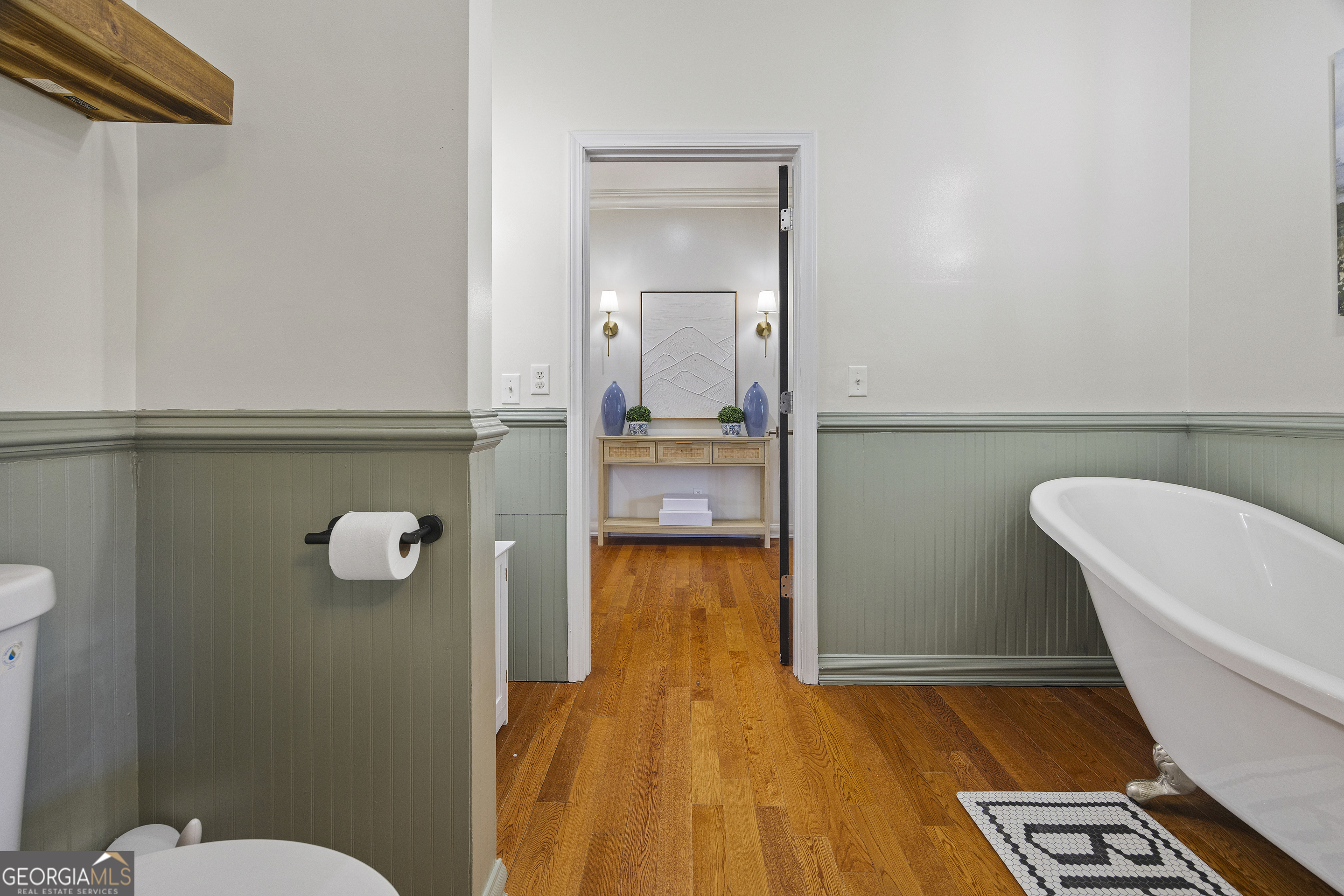 2565 New Franklin Church Road Canon, GA 30520 - Photo 36 of 168 a bathroom with a sink and a mirror