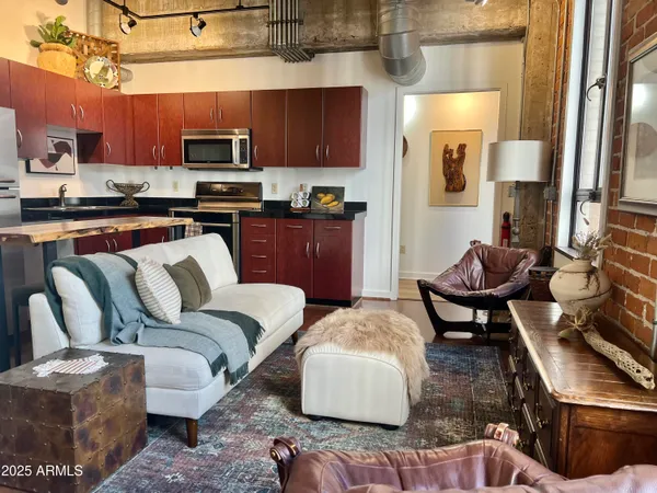 $375,000 | 114 West Adams Street, Unit 1007, Phoenix, AZ 85003