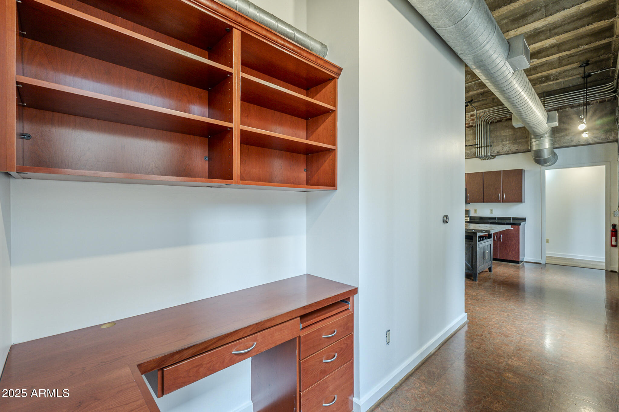 114 West Adams Street, Unit 1007 Phoenix, AZ 85003 - Photo 32 of 63 Workstation