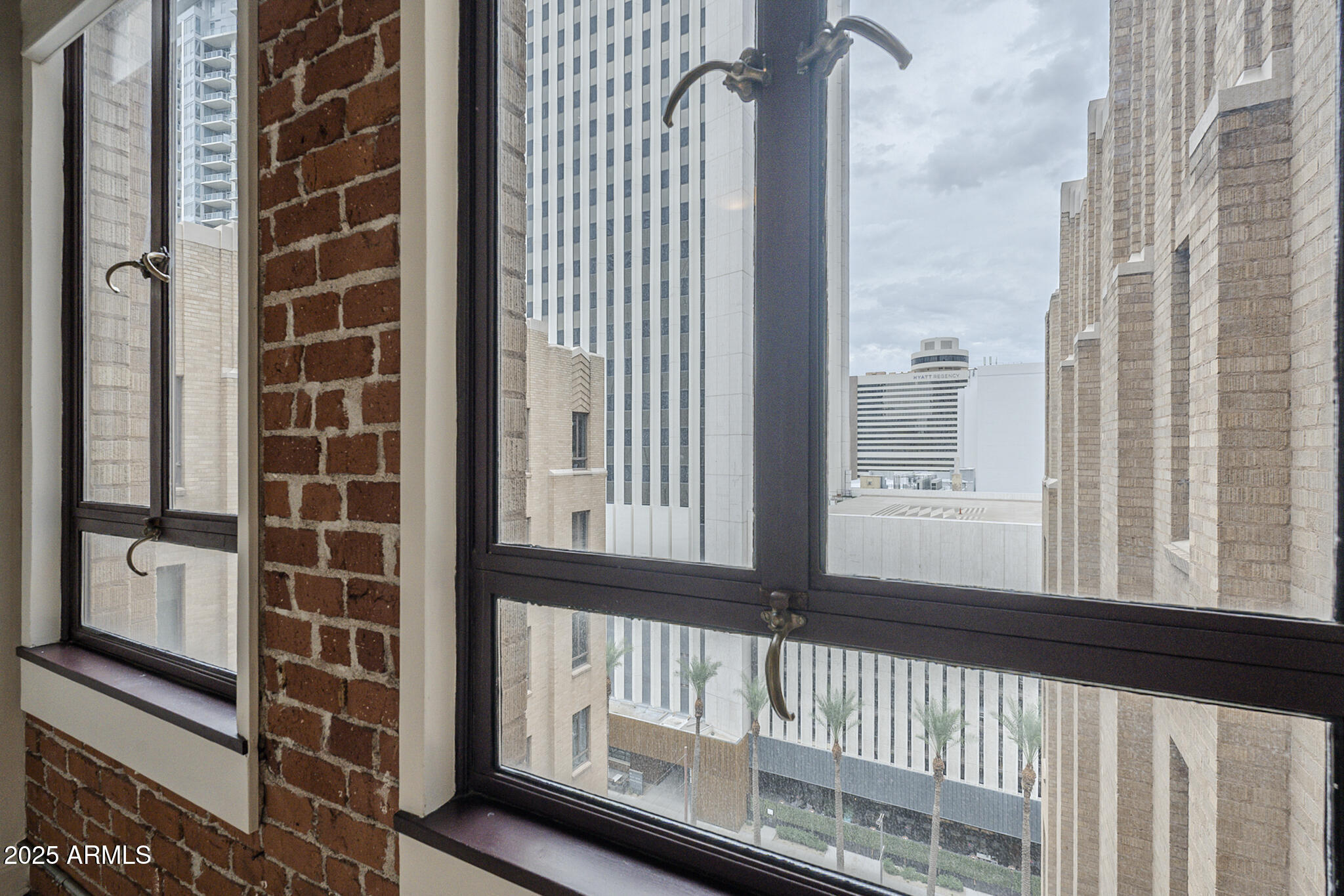 114 West Adams Street, Unit 1007 Phoenix, AZ 85003 - Photo 33 of 63 view from hallway