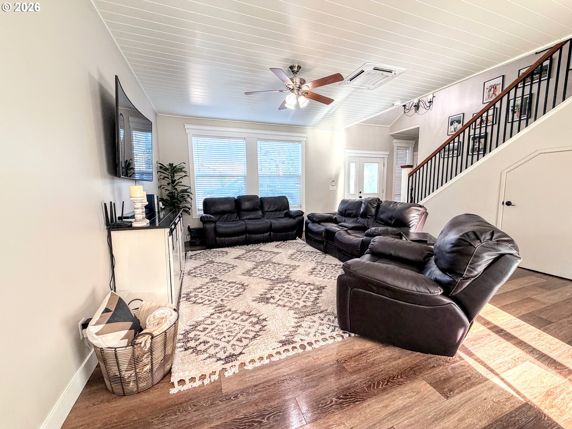 606 2nd Street Cove, OR 97824 - Photo 9 of 24
