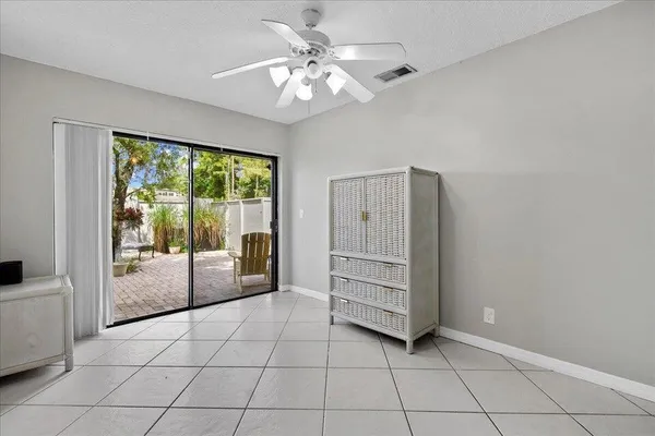 $3,000 | 12875 Spinnaker Lane, Wellington, FL 33414