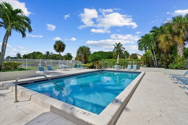 $3,000 | 12875 Spinnaker Lane, Wellington, FL 33414