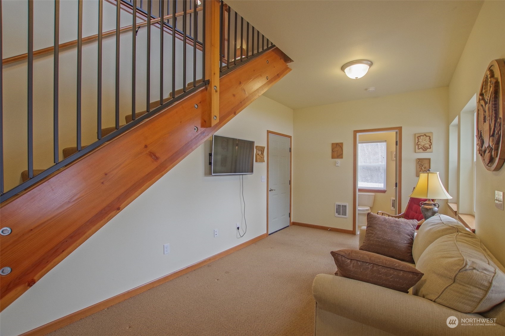 551 Old Cedars Road Cle Elum, WA 98922 - Photo 29 of 39 a living room with furniture and stairs