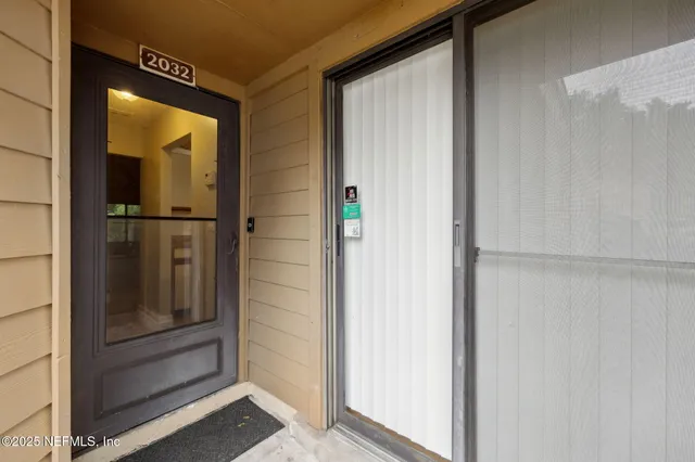 $1,400 | 85 Debarry Avenue, Unit 2032, Orange Park, FL 32073