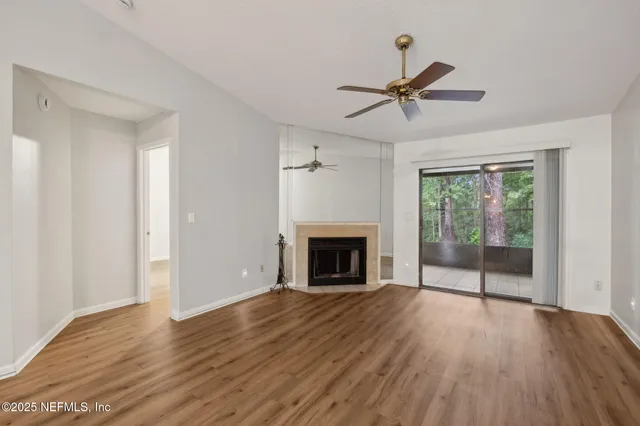 $1,400 | 85 Debarry Avenue, Unit 2032, Orange Park, FL 32073