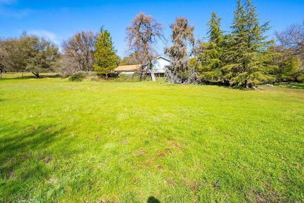 13936 Oak Ridge Road Penn Valley, CA 95946 - Photo 16 of 83