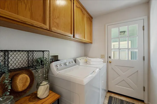 a view of a yard with a tree