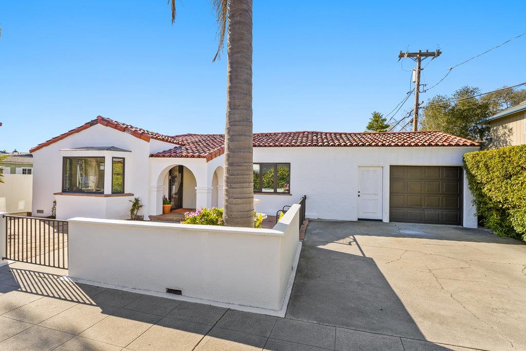 201 Venetian Road Aptos, CA 95003 - Photo 2 of 38 Gallery Image 2