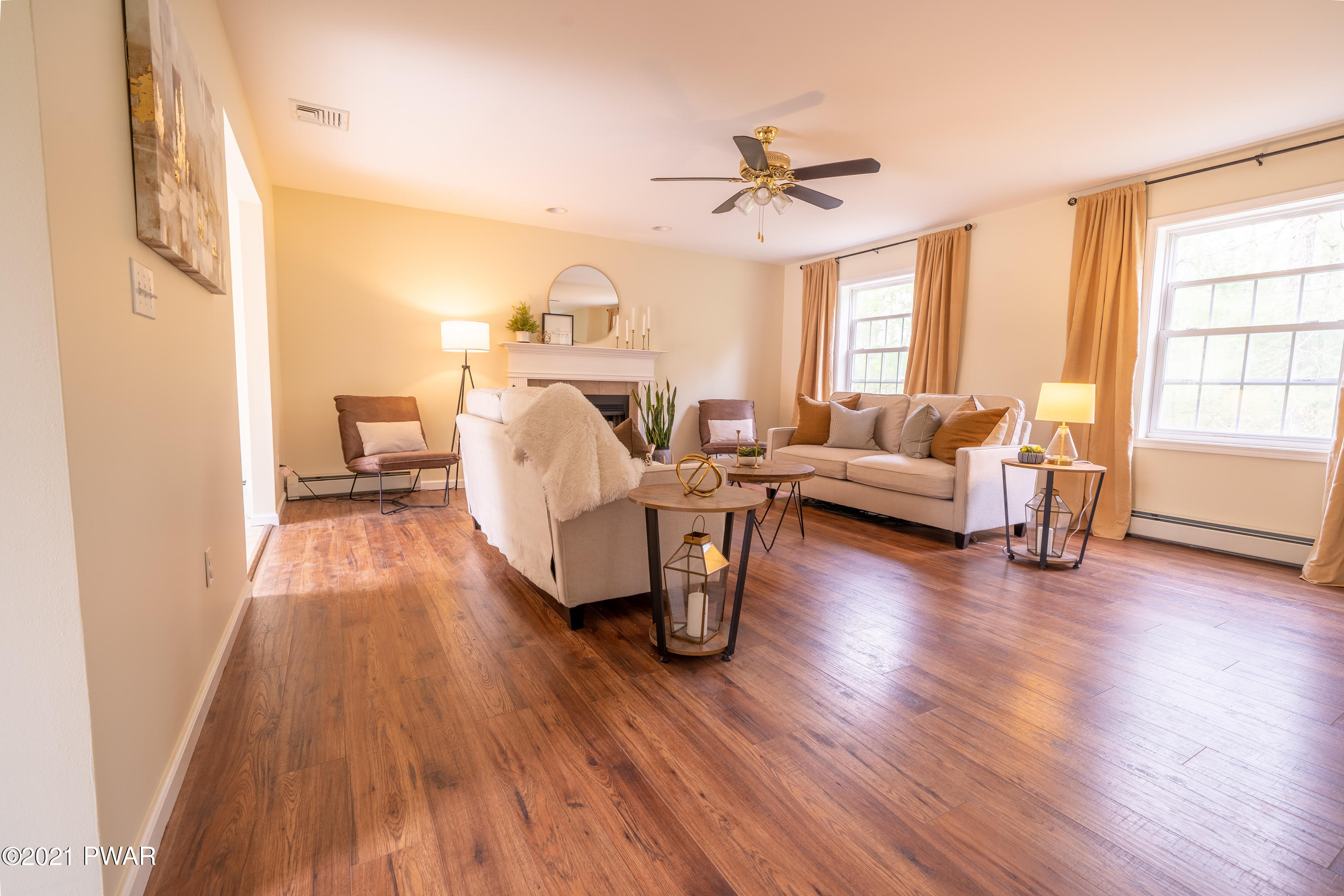 115 Foxtail Road Greeley, PA 18425 - Photo 23 of 37 Formal Living Room