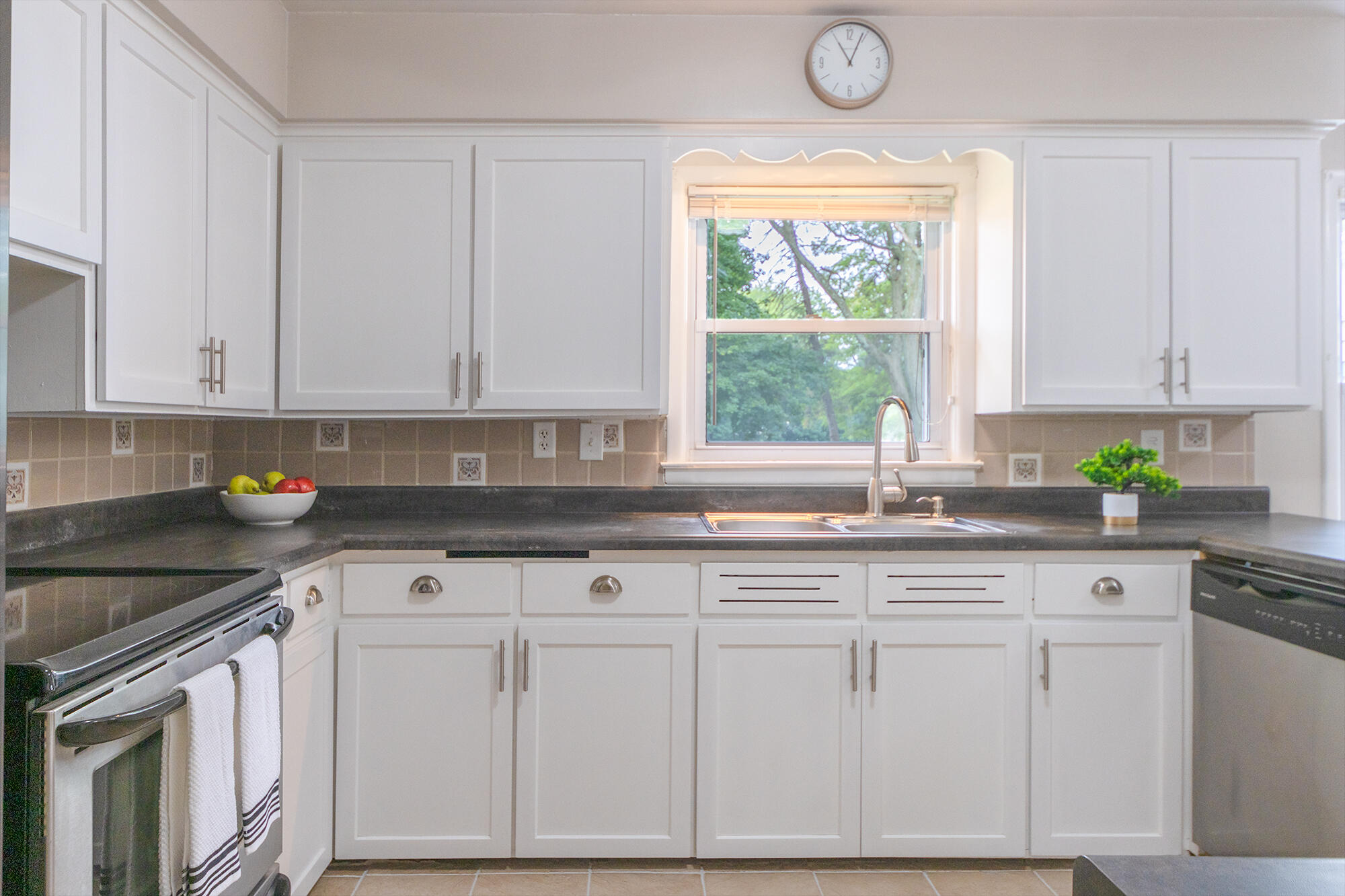 3011 Olney Road Kalamazoo, MI 49006 - Photo 11 of 30 New COUNTER TOP & APPLIANCES