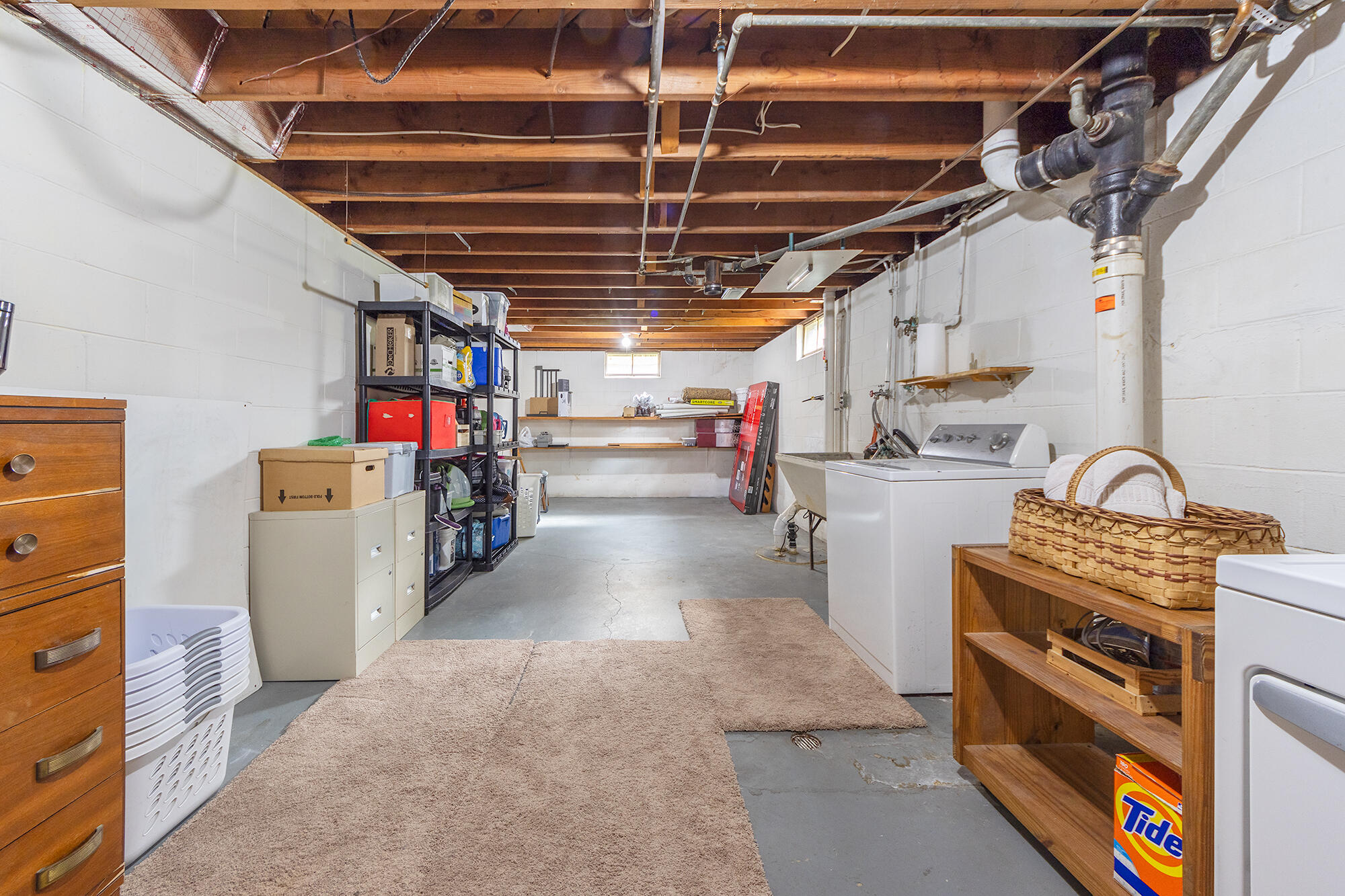 3011 Olney Road Kalamazoo, MI 49006 - Photo 21 of 30 Large room for storage